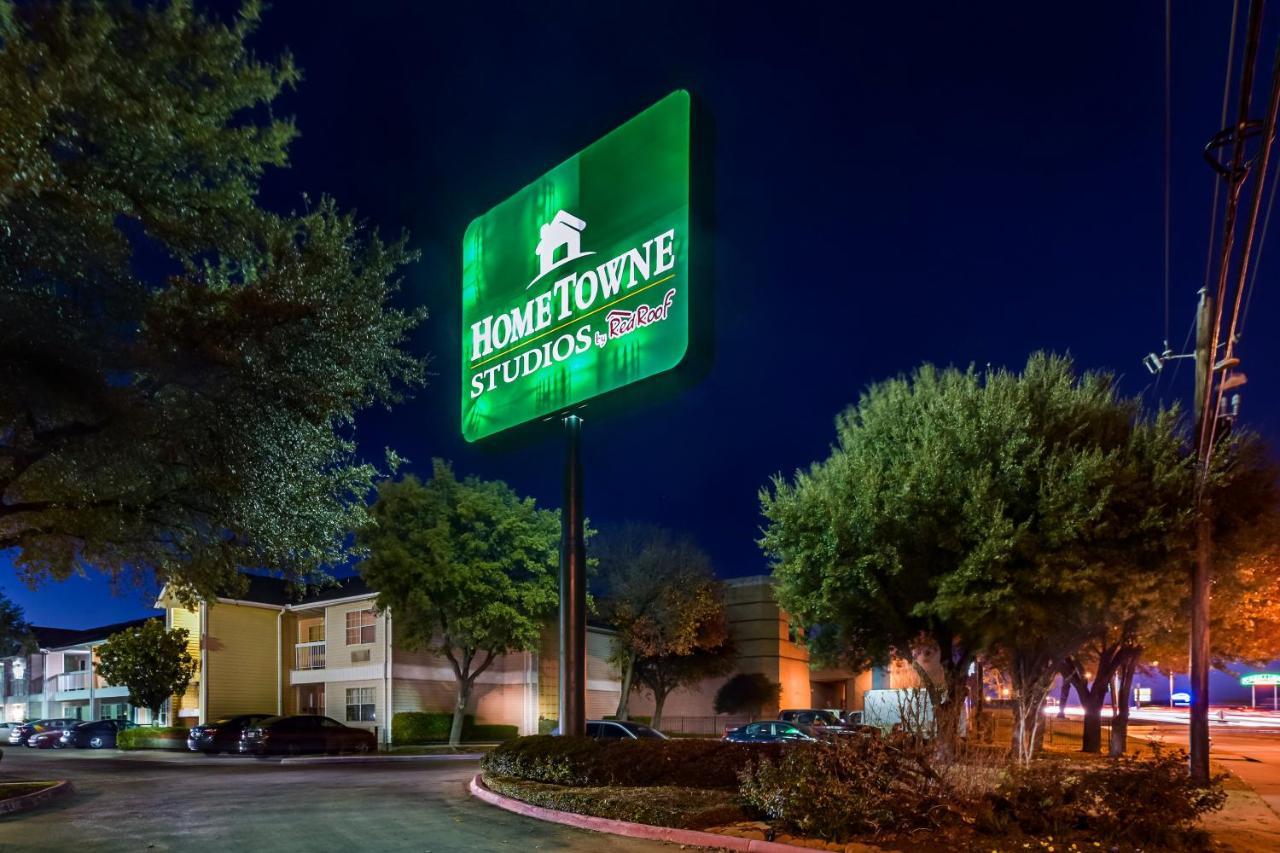 Hometowne Studios By Red Roof Dallas - North Addison - Tollway Buitenkant foto